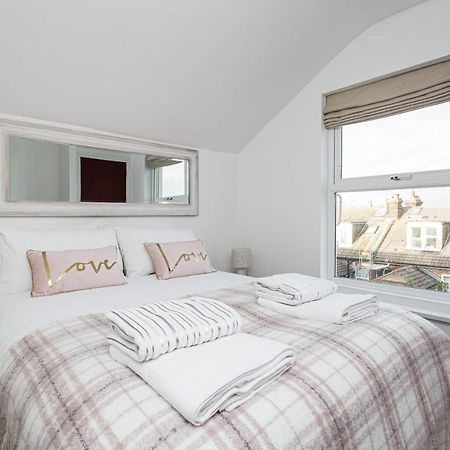Luxury Granada Apartments - 1 & 2 Bed Flats W Free Parking Perfect For Contractors, Students Near The Beach Портцмаус Экстерьер фото