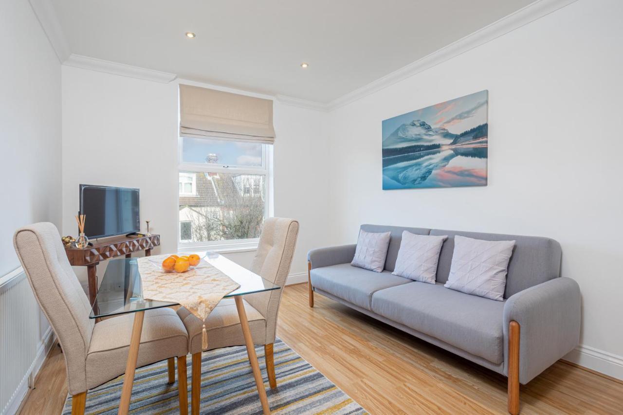 Luxury Granada Apartments - 1 & 2 Bed Flats W Free Parking Perfect For Contractors, Students Near The Beach Портцмаус Экстерьер фото